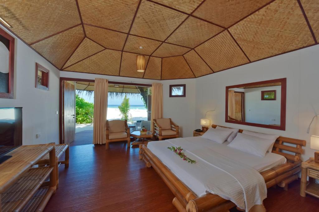 Thulhagiri Island Resort 