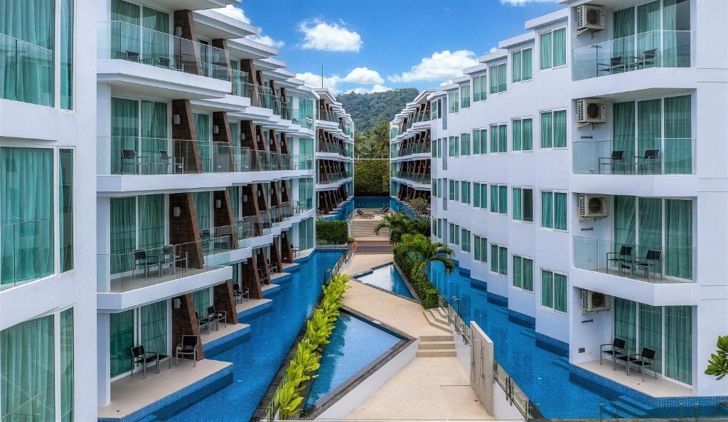 The Beachfront Hotel Phuket 