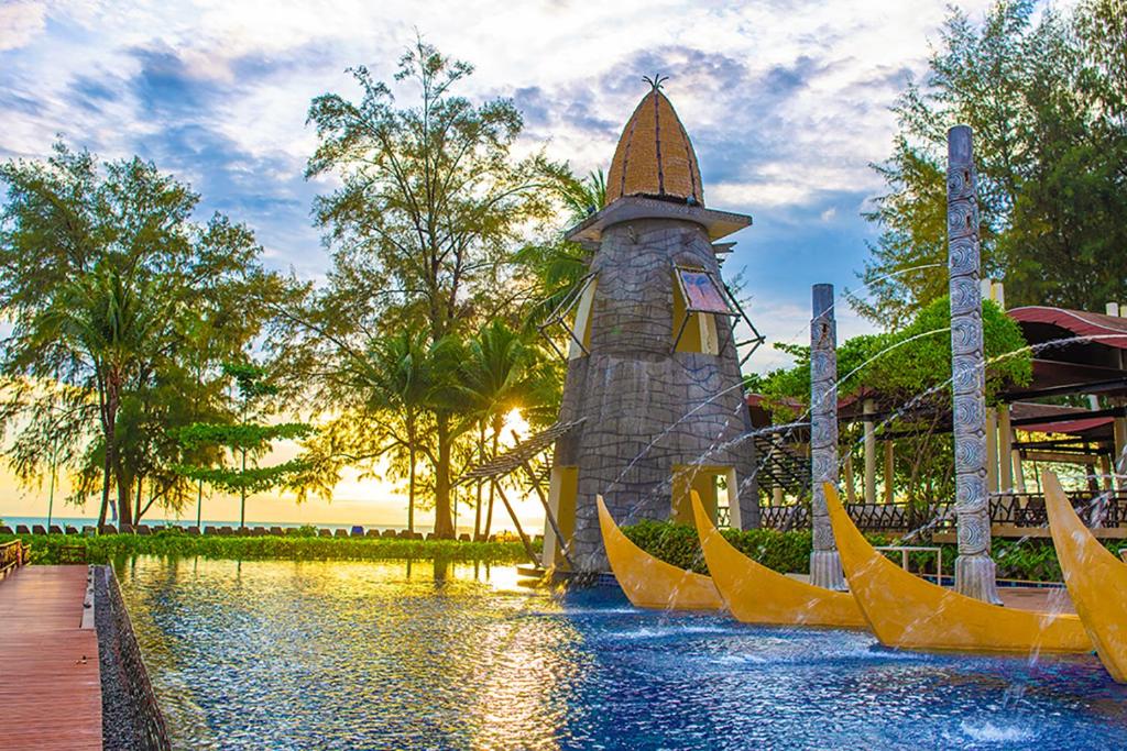 Graceland Khao Lak Resort & Spa 