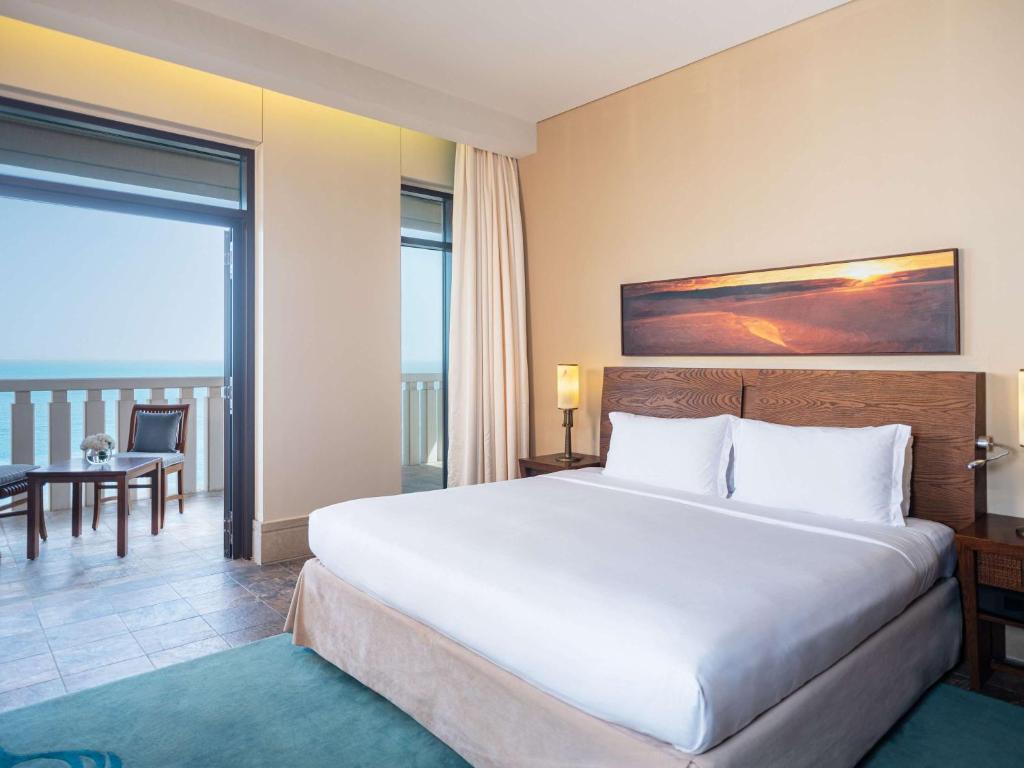 Sofitel Dubai The Palm Resort