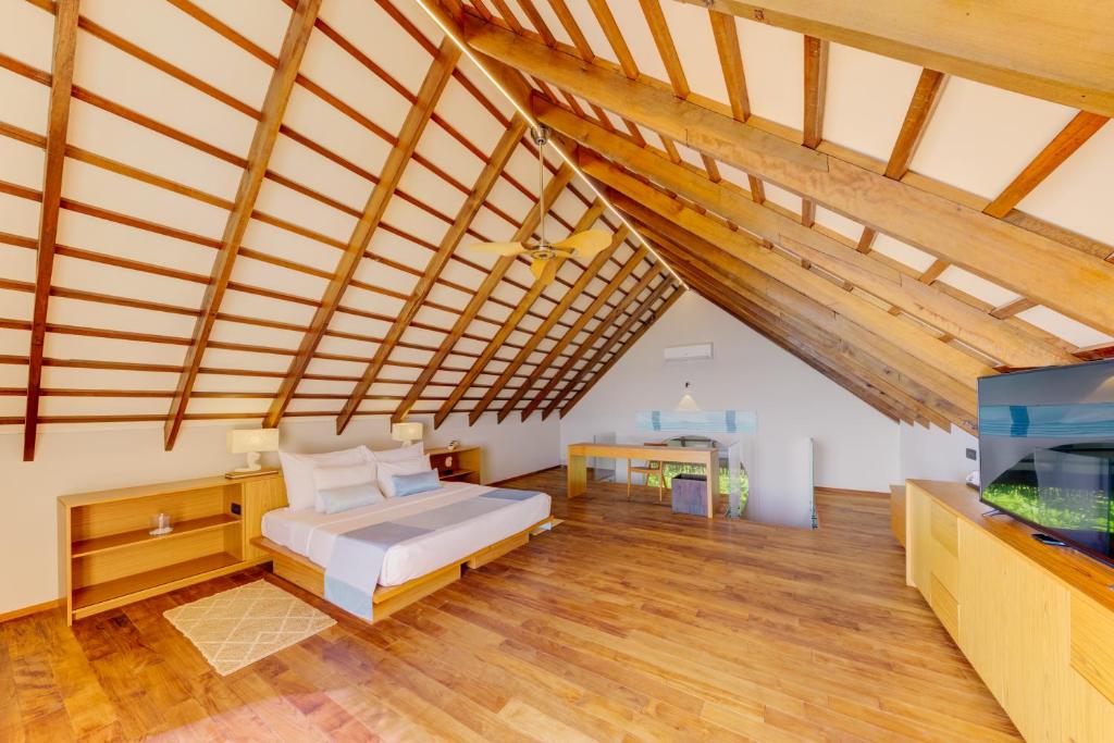 Cinnamon Velifushi Maldives