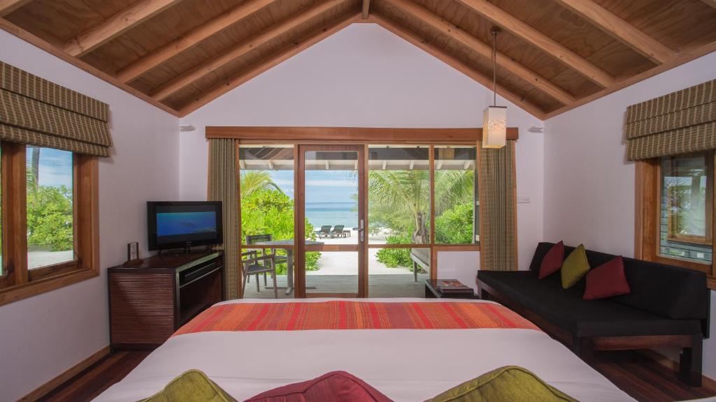 Kuredu Island Resort & Spa