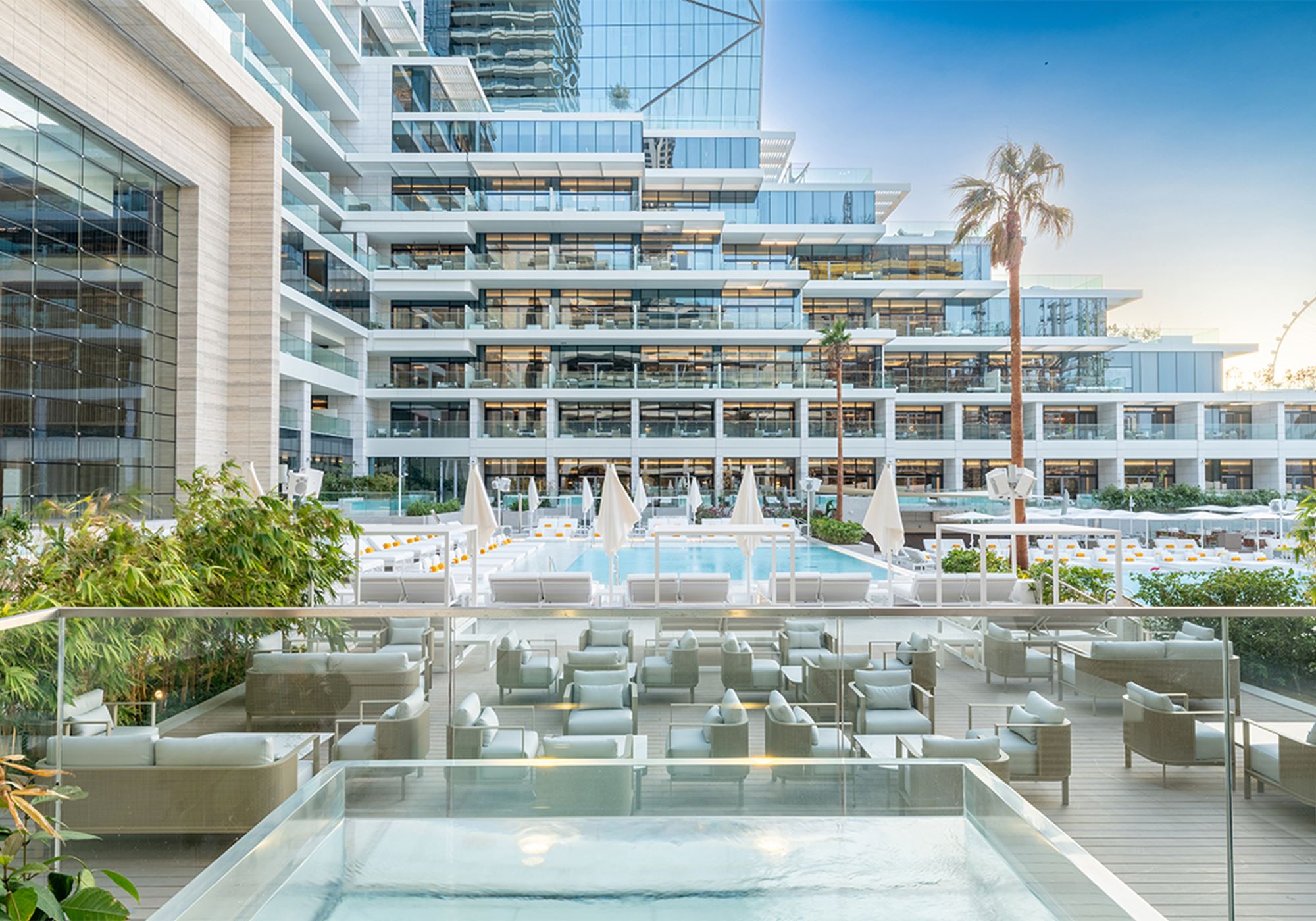 FIVE LUXE JBR