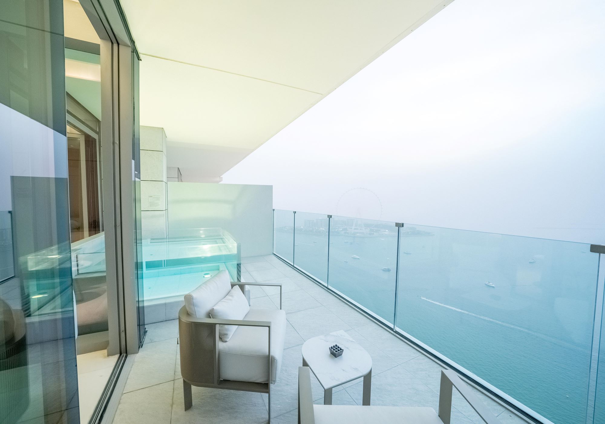FIVE LUXE JBR
