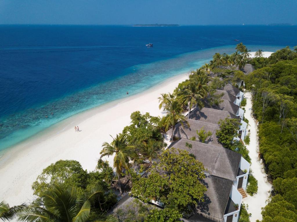 Dreamland Maldives Resort
