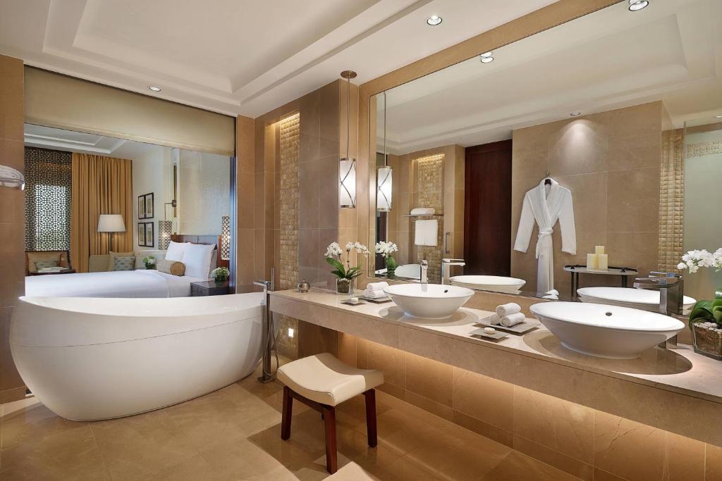 The Ritz Carlton Dubai