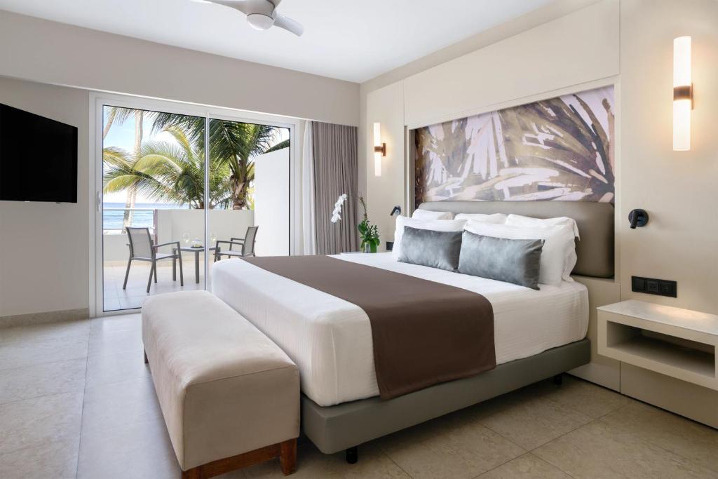 Breathless Punta Cana Resort & Spa