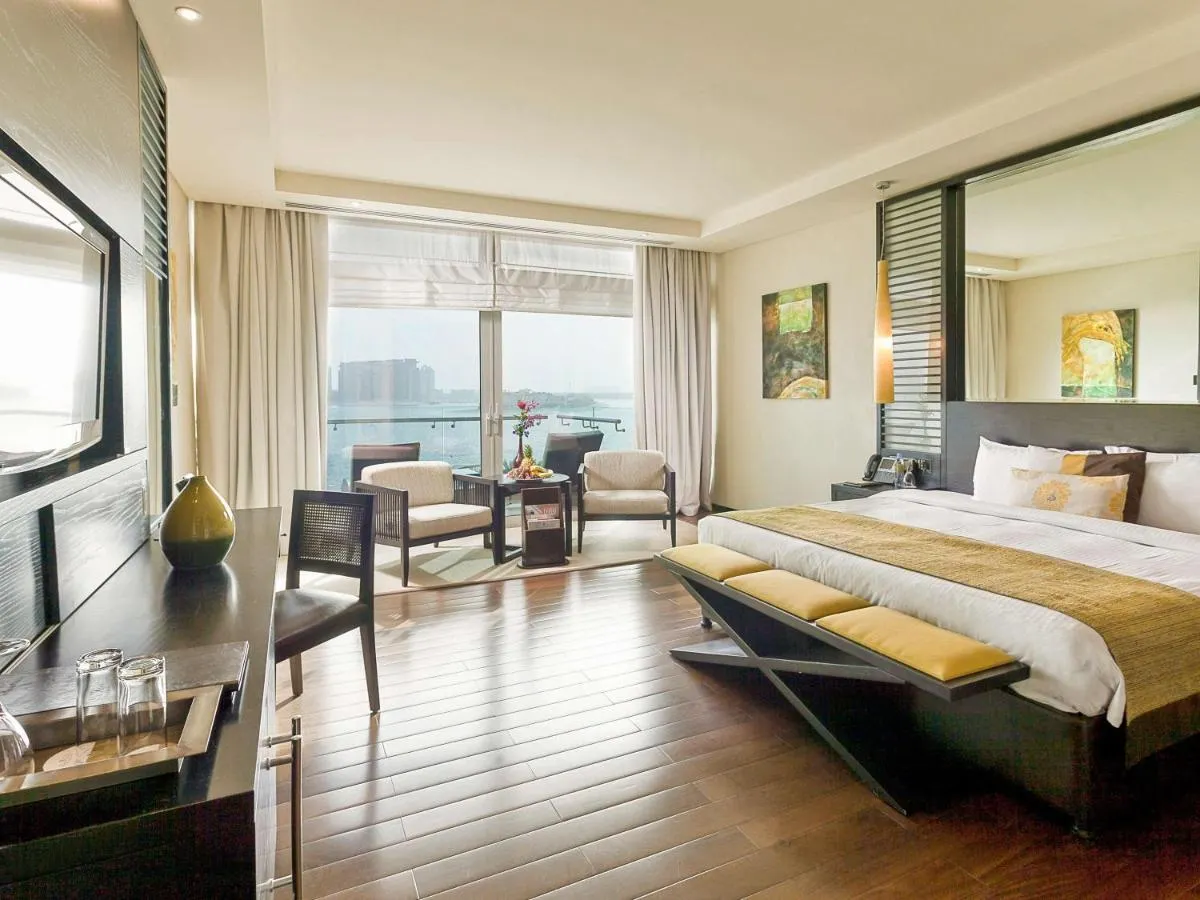 Rixos The Palm Hotel & Suites