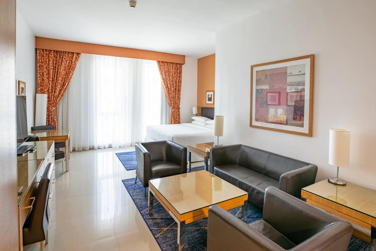 Four Point By Sheraton Downtown