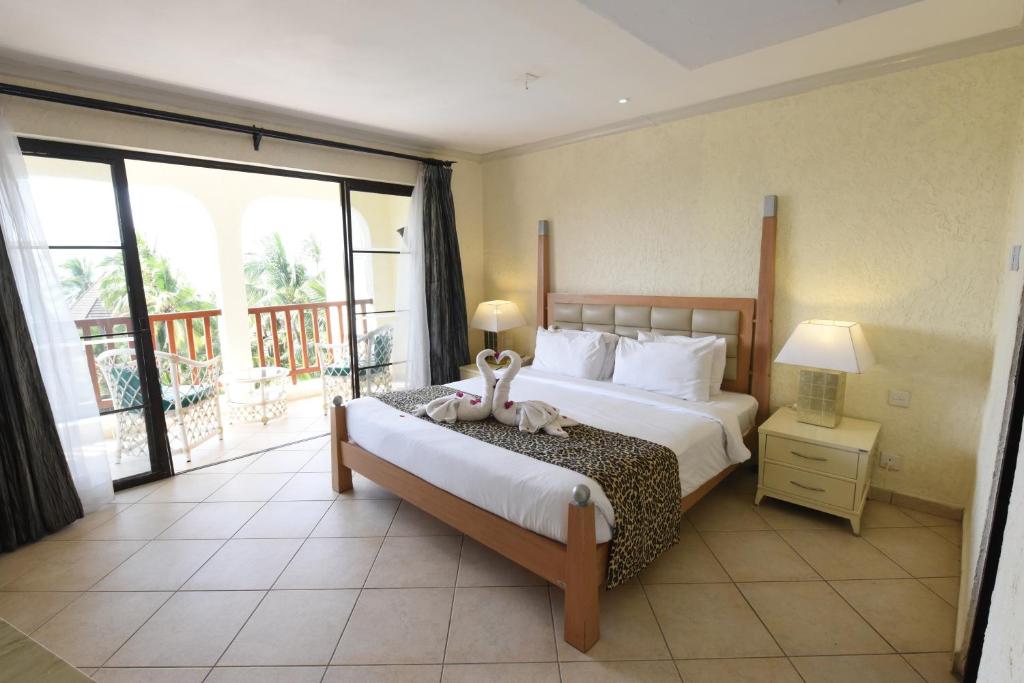 Diani Reef Beach Resort & Spa