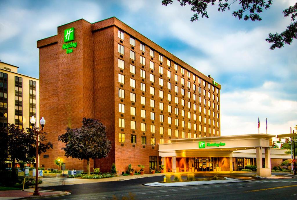 Holiday Inn Arlington at Ballston by IHG