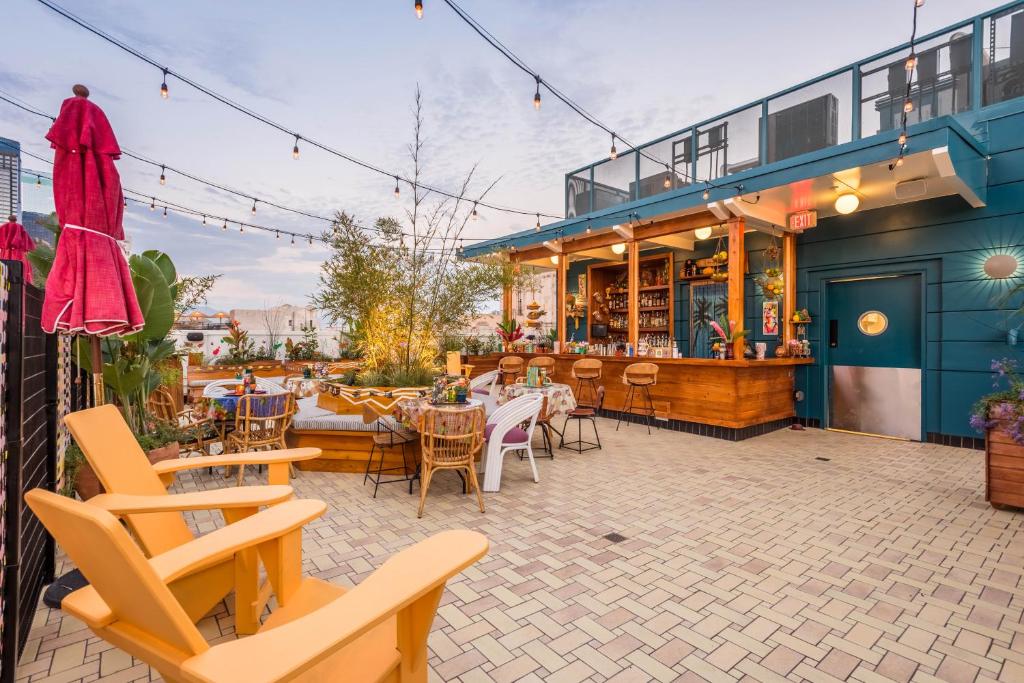 Freehand Los Angeles