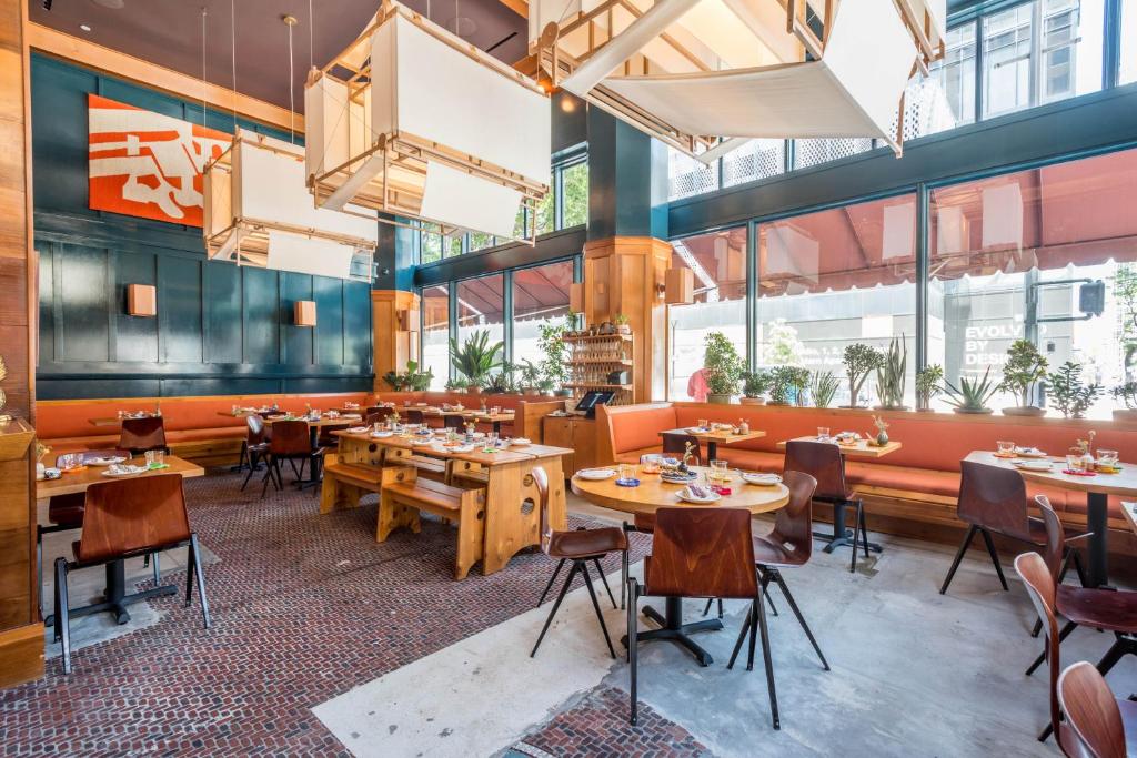 Freehand Los Angeles