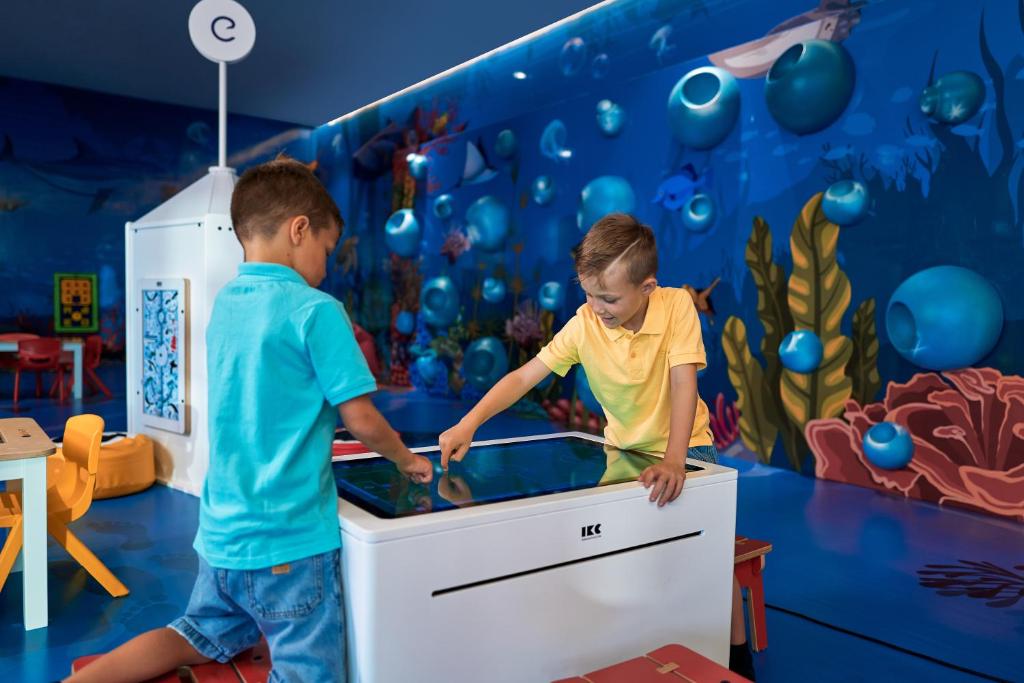 Centara Mirage Beach Resort Dubai