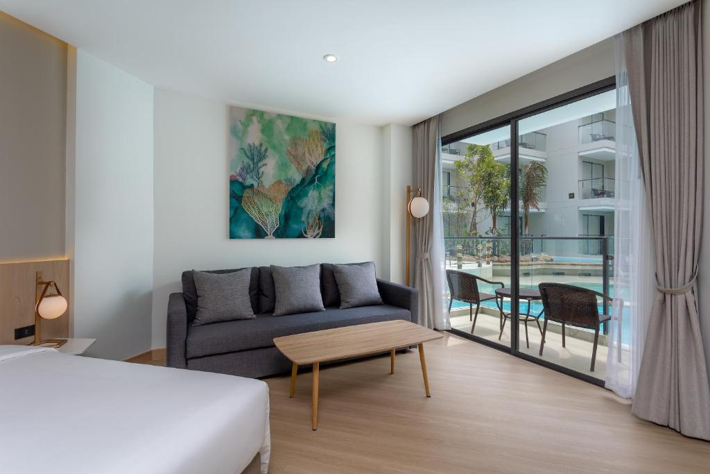 Phuket Emerald Beach Resort