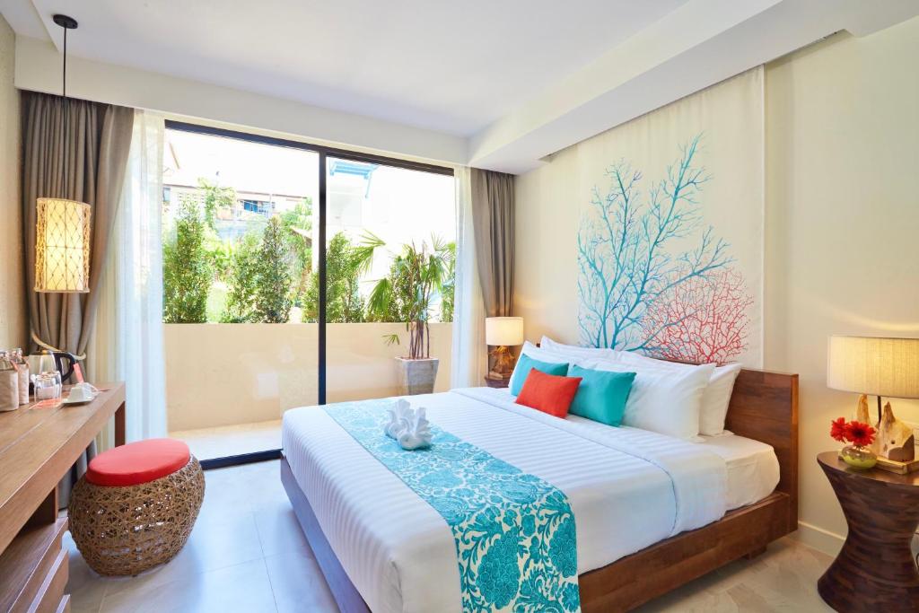 Bandara Beach Resort, Phuket