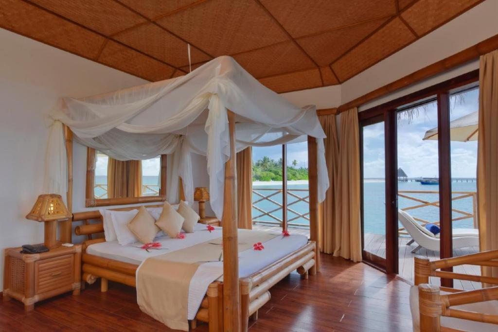Angaga Island Resort and Spa