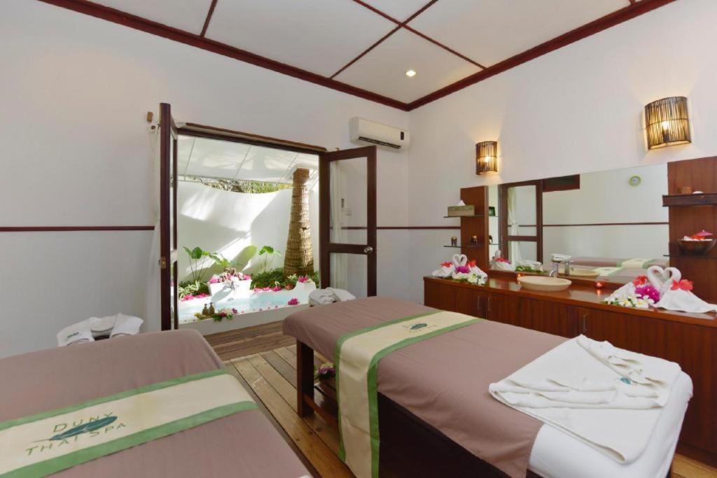 Angaga Island Resort and Spa