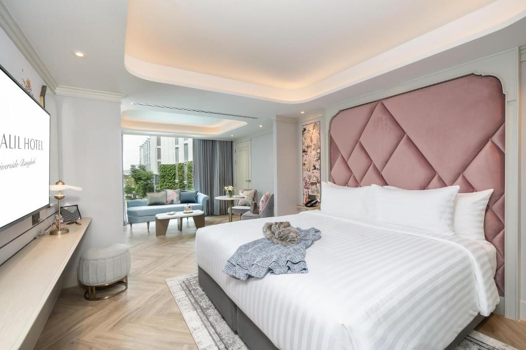 The Salil Hotel Riverside Bangkok