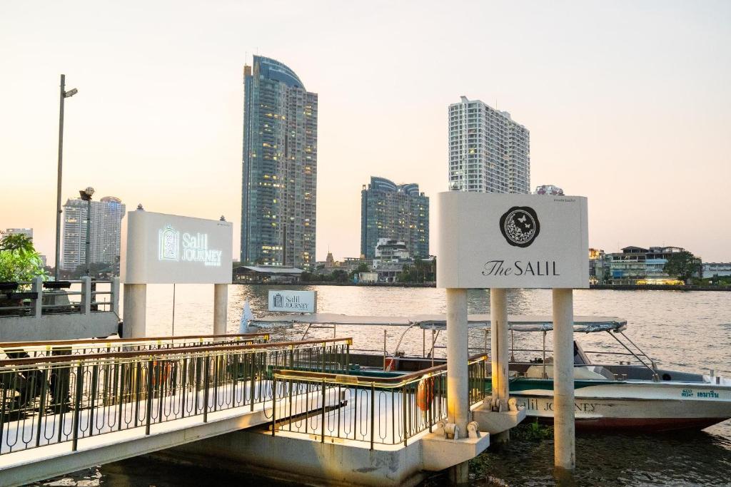 The Salil Hotel Riverside Bangkok