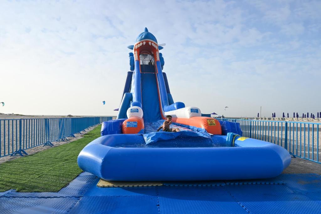 Centara Mirage Beach Resort Dubai