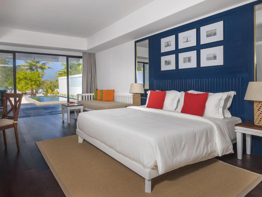 Villa Nautica Paradise Island Resort