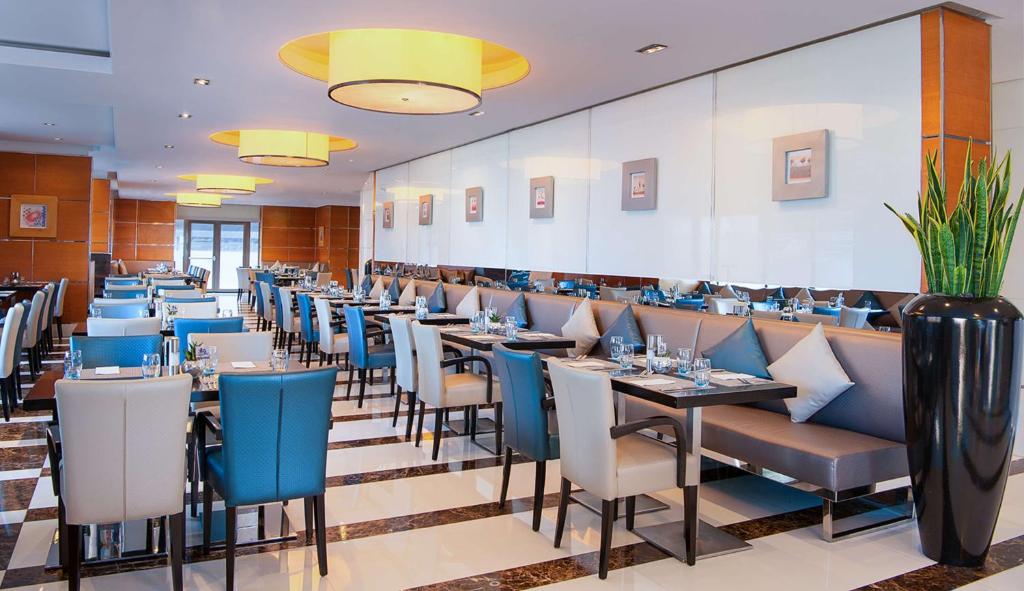 Hilton Dubai The Walk