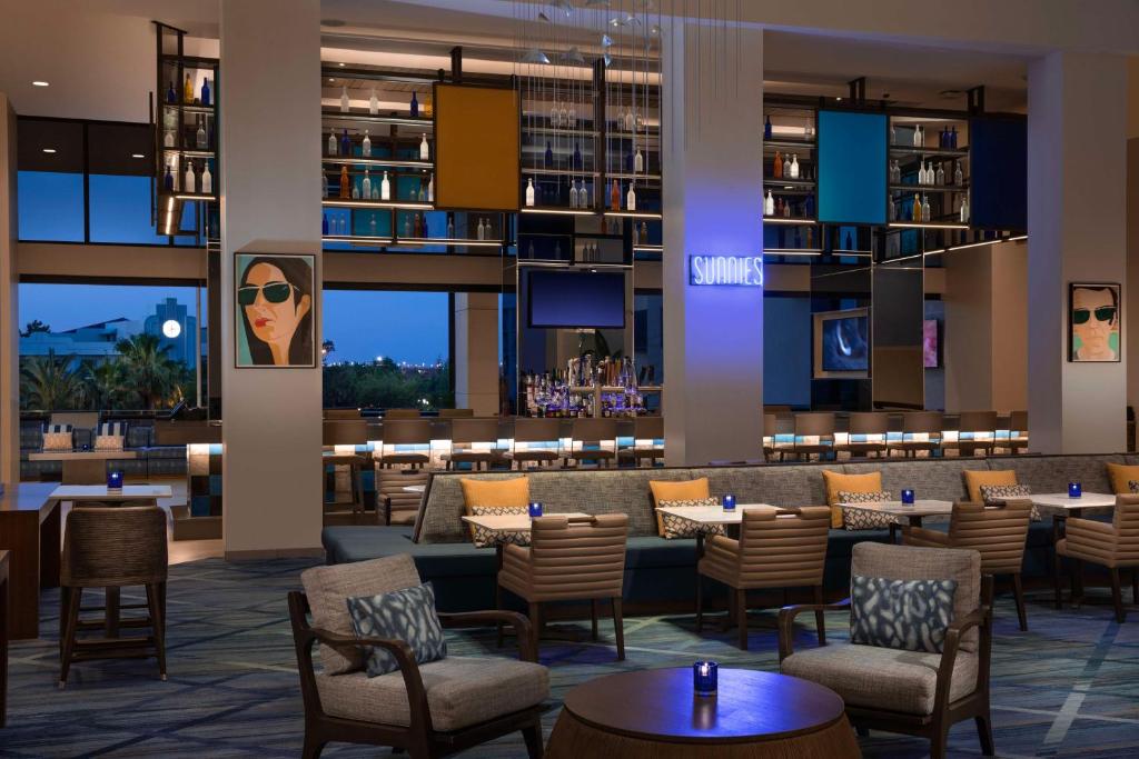 Hilton Orlando Buena Vista Palace - Disney Springs Area