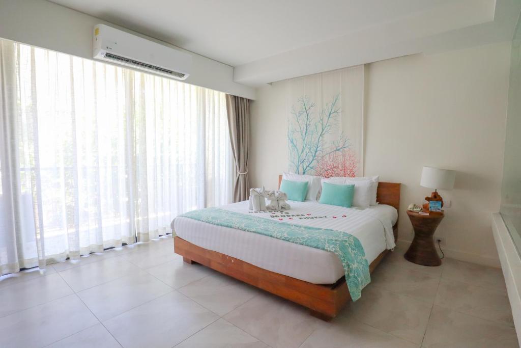 Bandara Beach Resort, Phuket