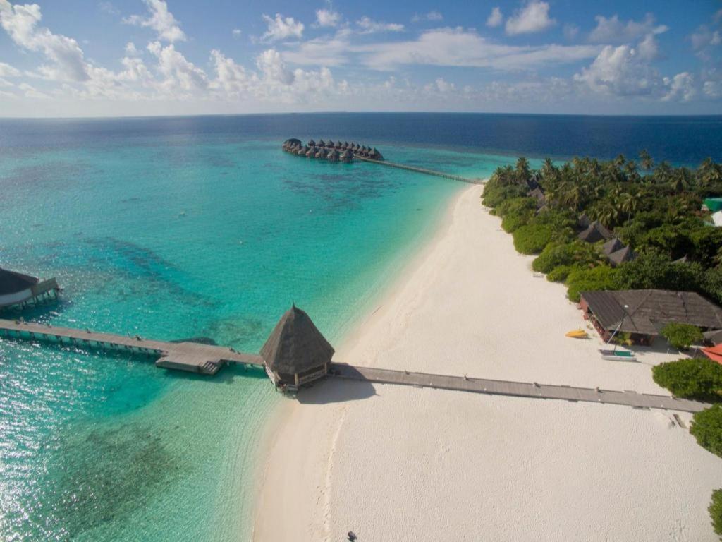 Angaga Island Resort and Spa